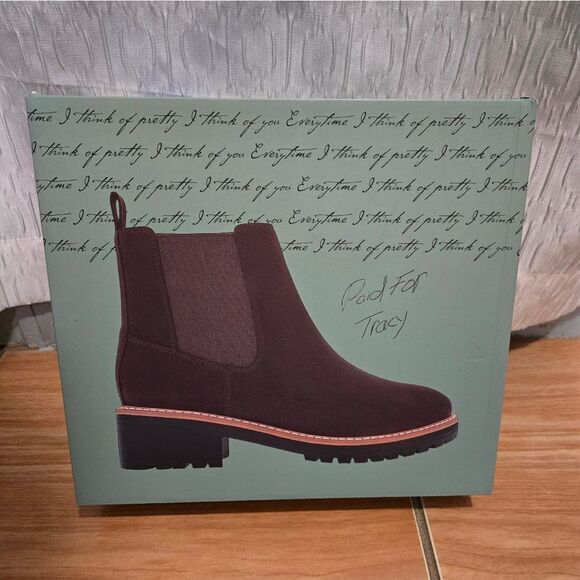 Kensie Women's Kayla Black Chelsea Faux Suede Boots Size 7 - Picture 2 of 10